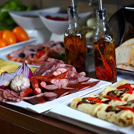 Inter 3* Ostroleka (Ostroleka)